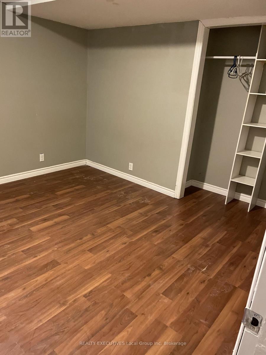 251 CEDAR HEIGHTS ROAD W - 31