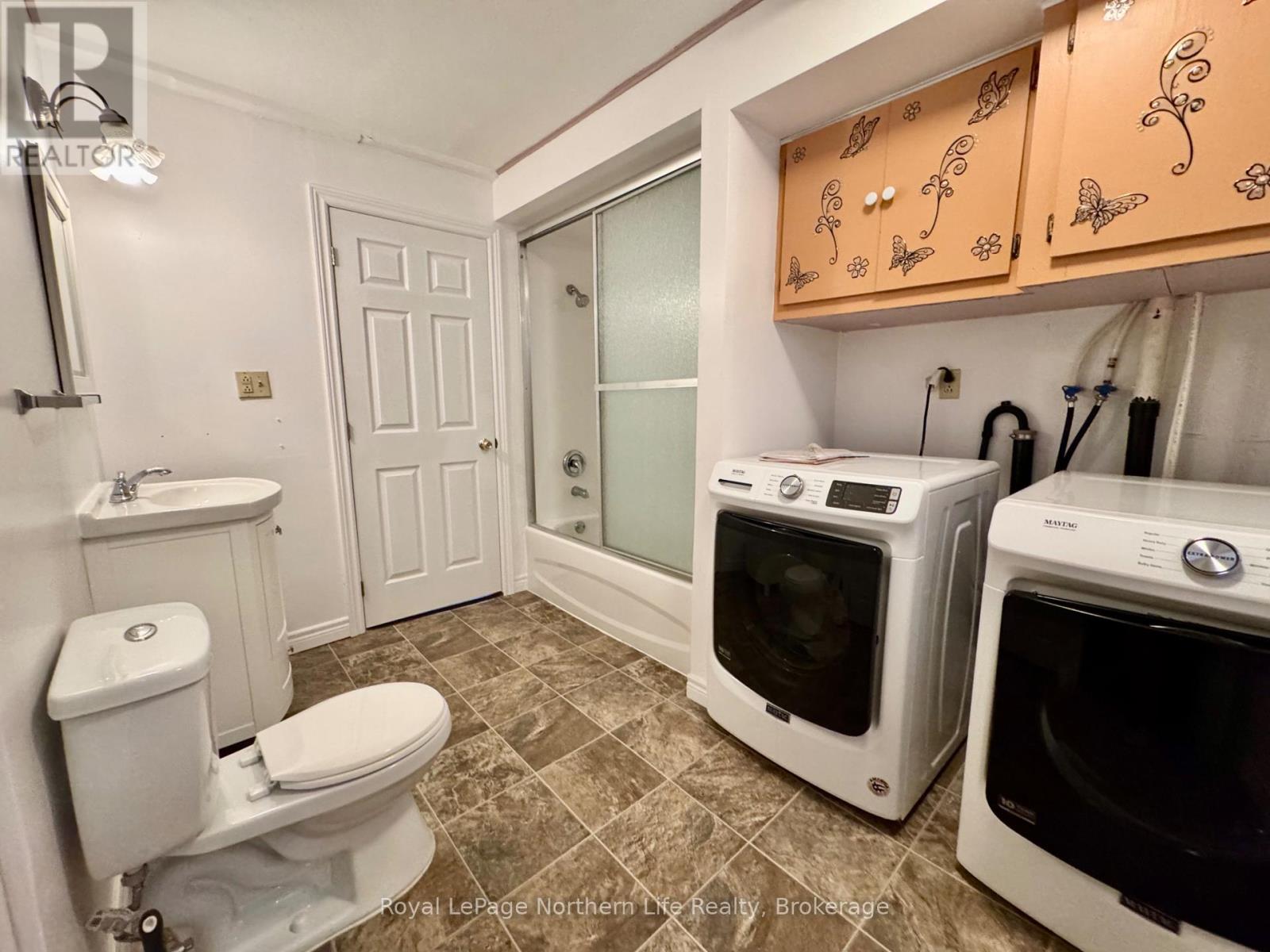 38 BIG BEND AVENUE - 23