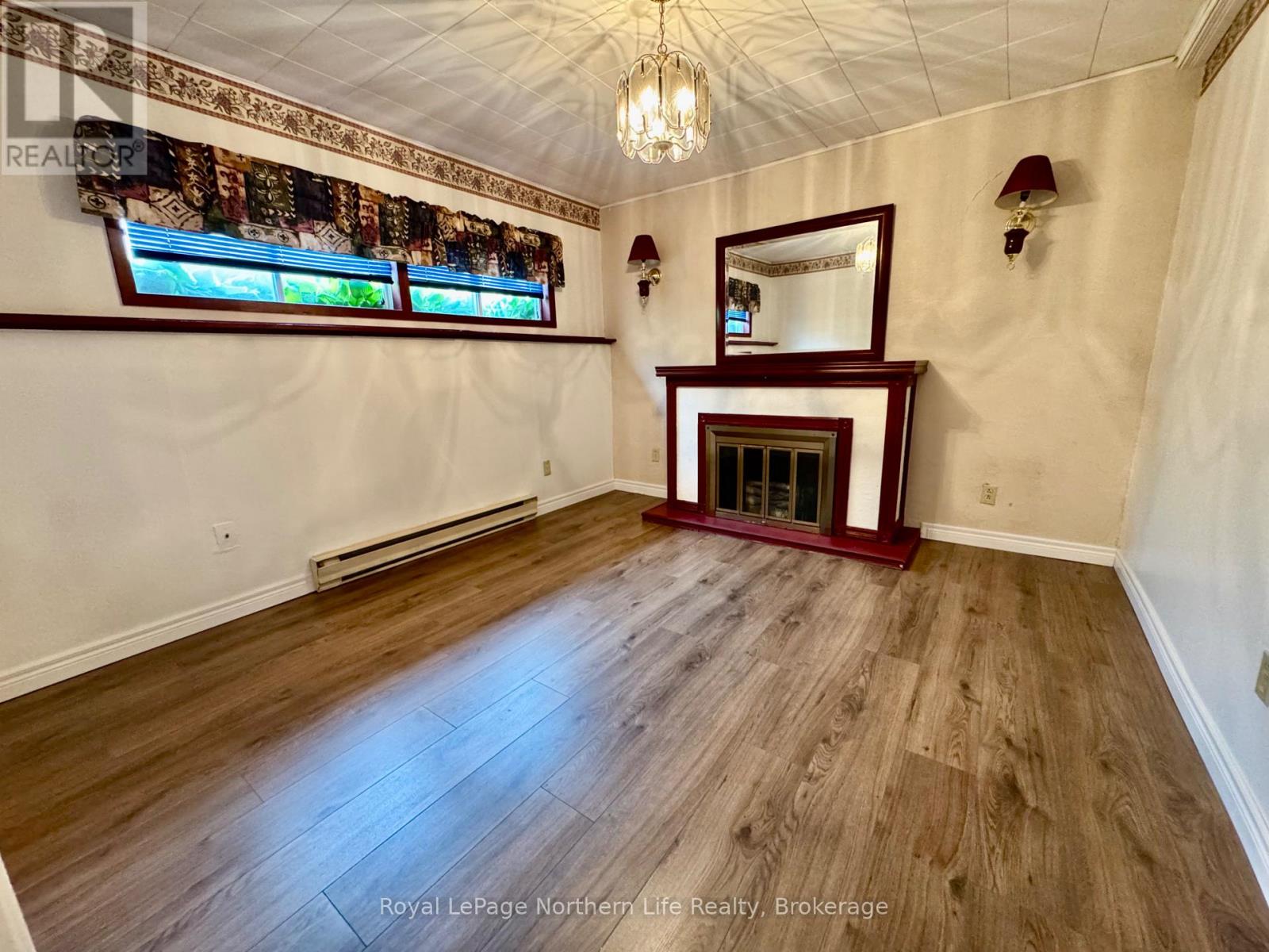 38 BIG BEND AVENUE - 27