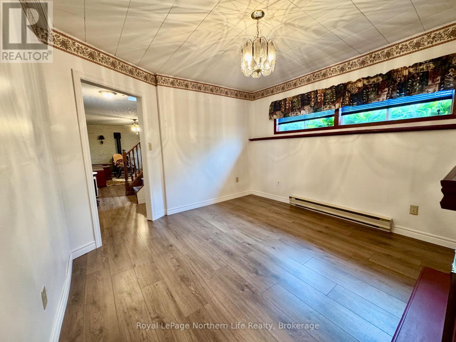 38 BIG BEND AVENUE - 28