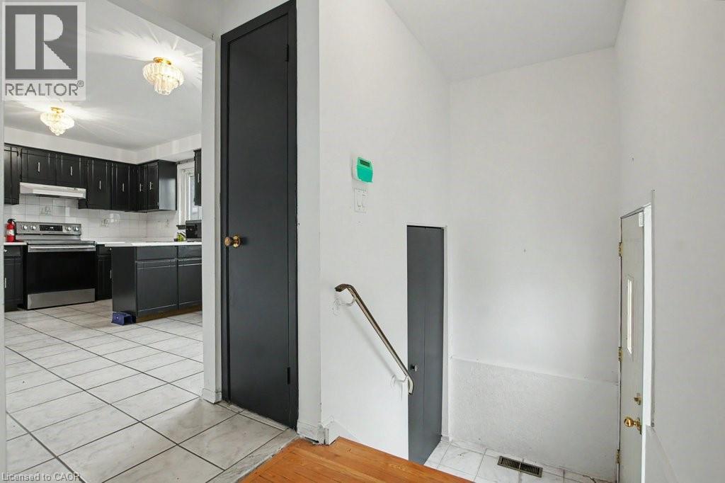 396 PINEMEADOW Avenue - Image 4