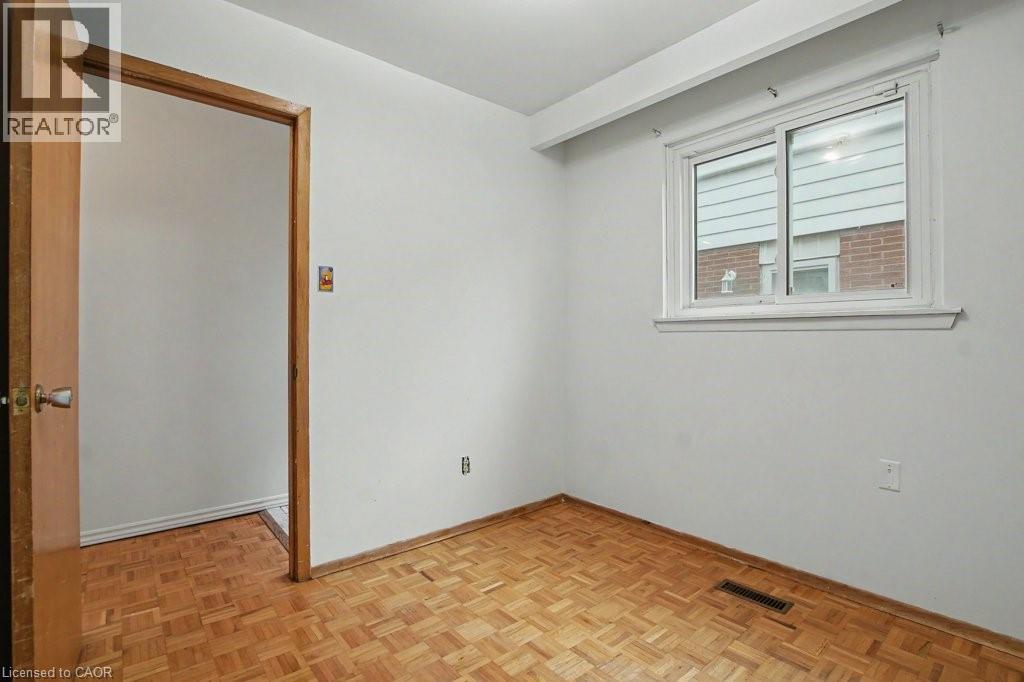 396 PINEMEADOW Avenue - Image 23