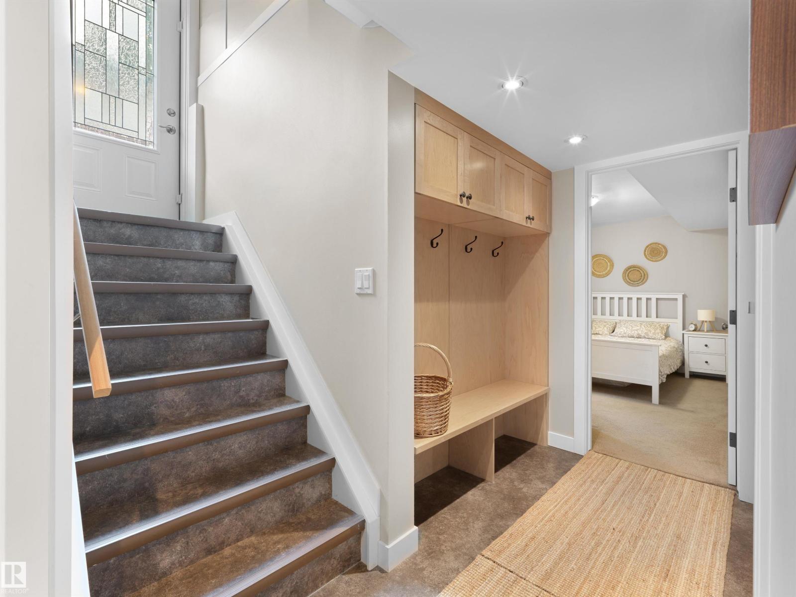 11635 72 AV NW - 31