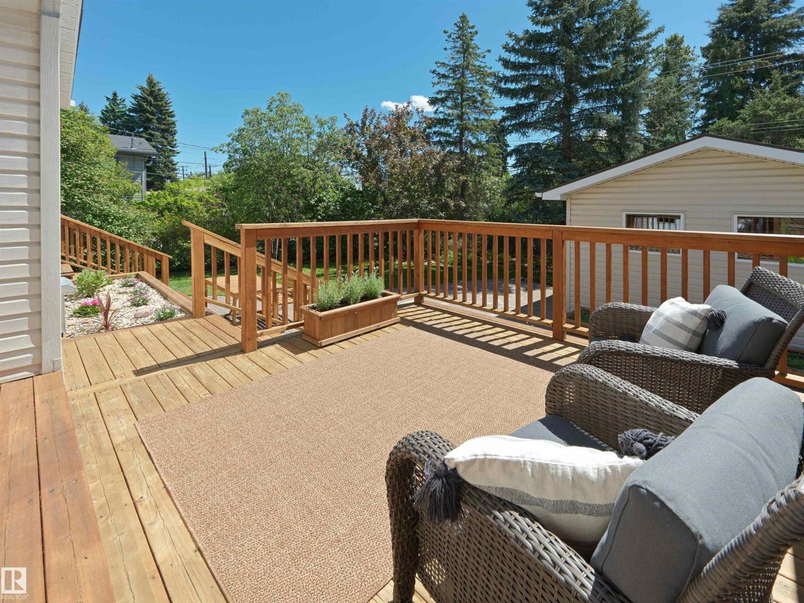 11635 72 AV NW - 42