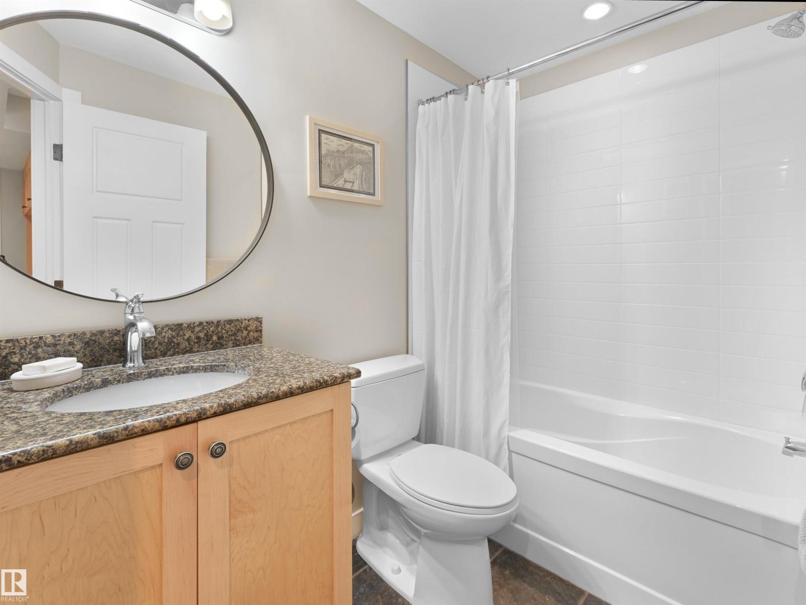 11635 72 AV NW - 34