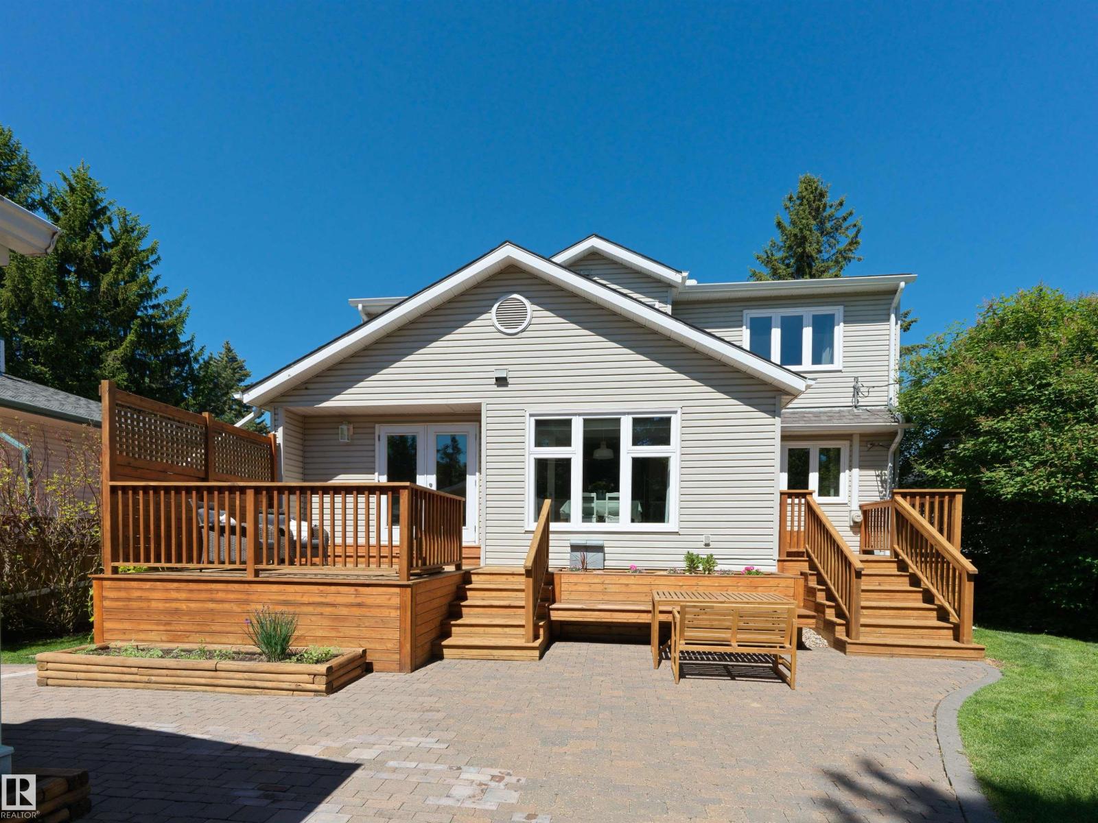 11635 72 AV NW - 39