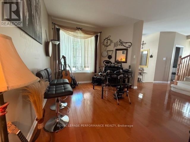 2202 CLENDENAN CRESCENT - 26