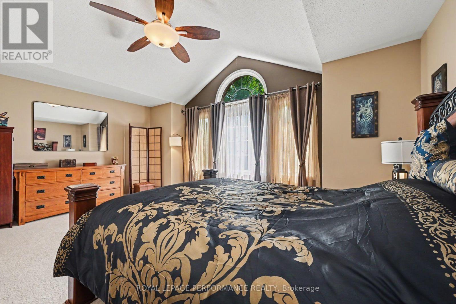 2202 CLENDENAN CRESCENT - 30