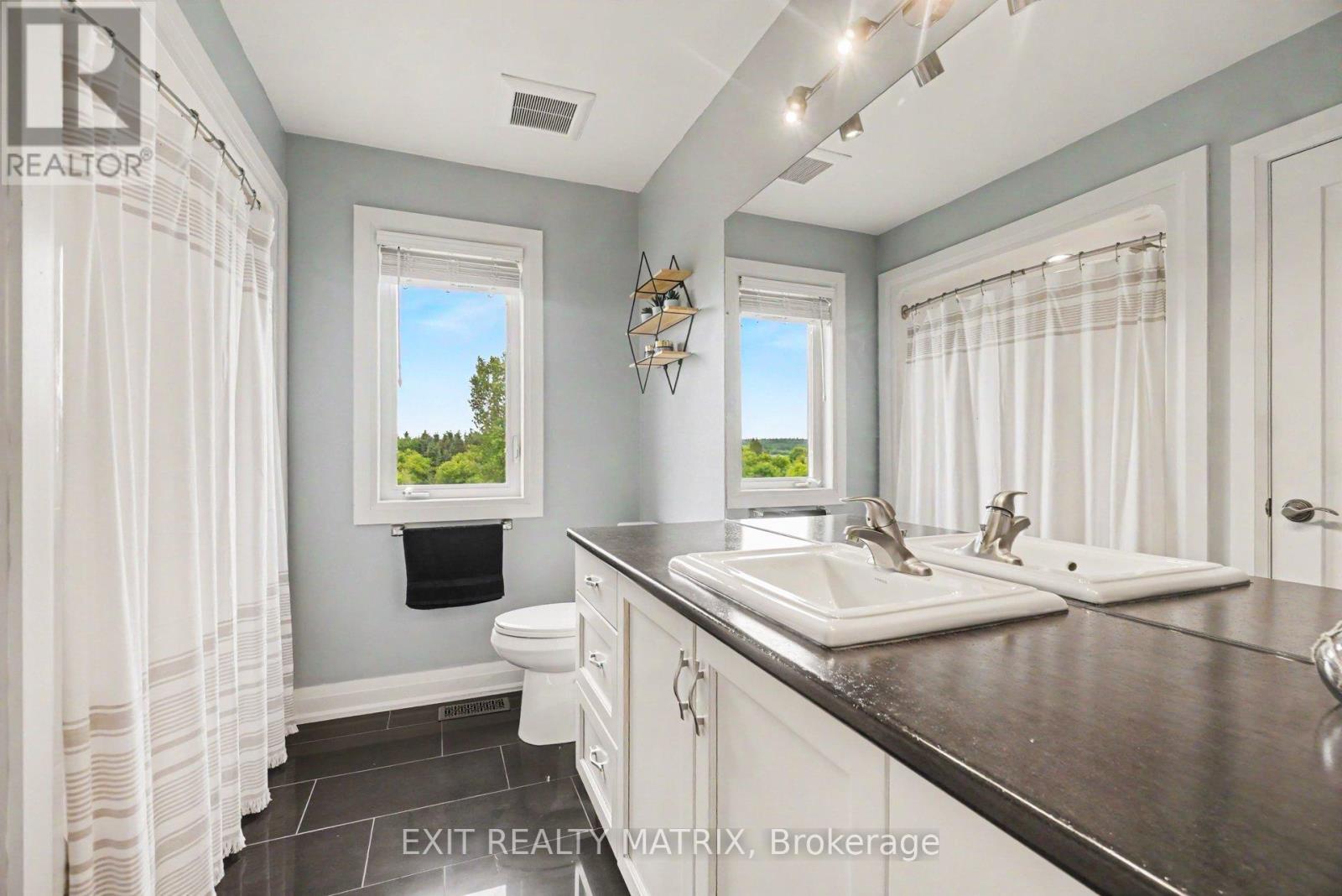 208 NELLIE STREET - 22