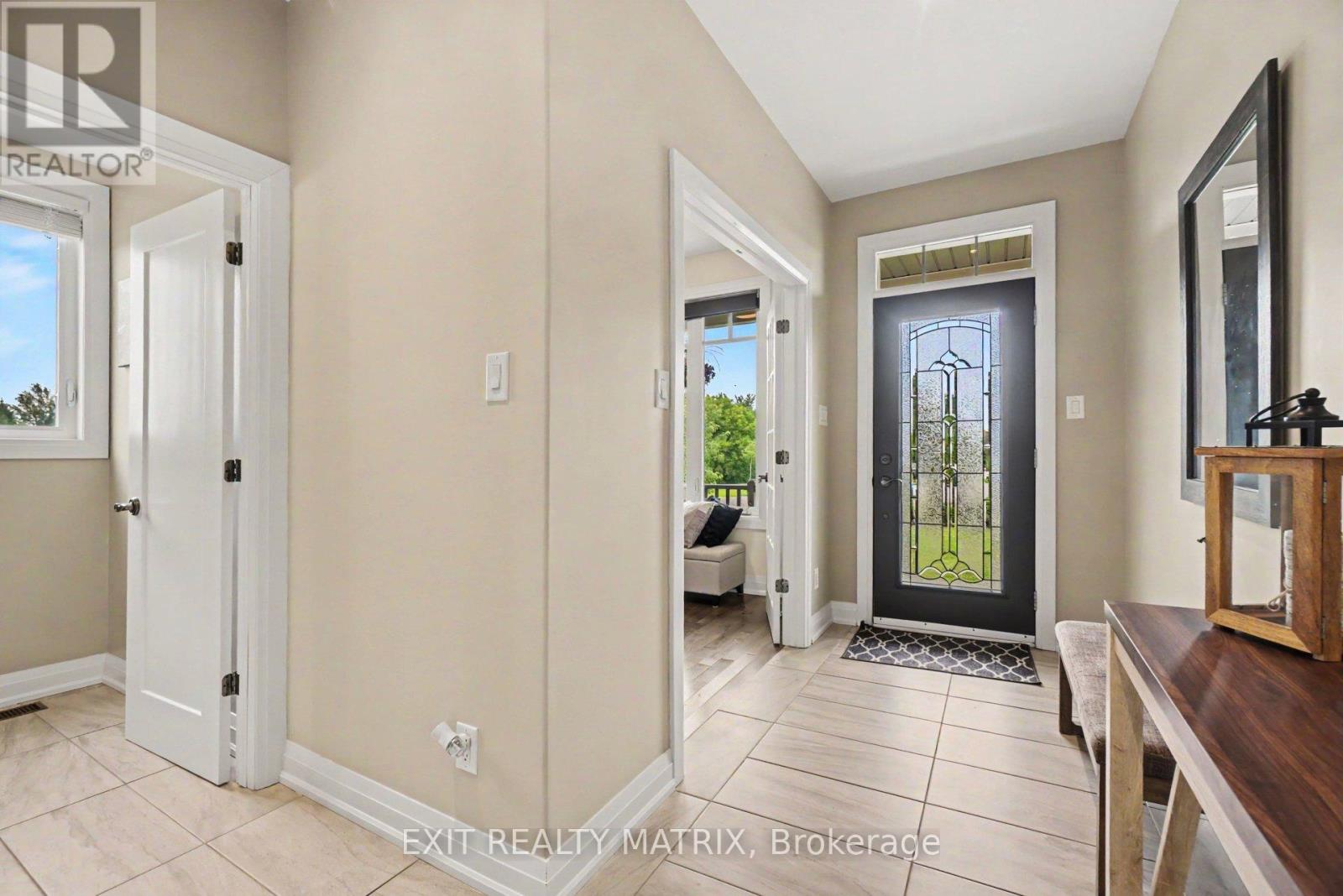 208 NELLIE STREET - 3