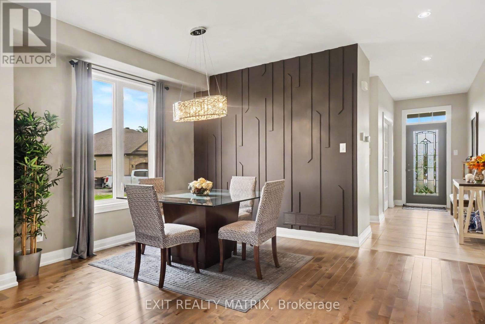 208 NELLIE STREET - 5