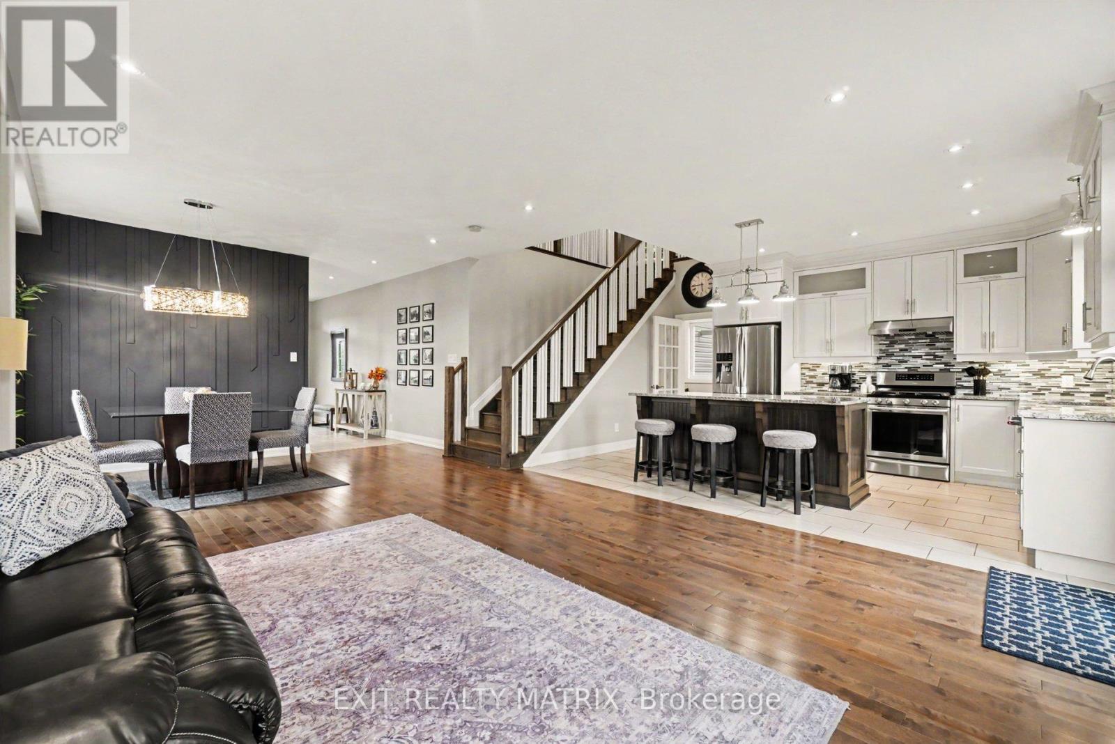 208 NELLIE STREET - 6