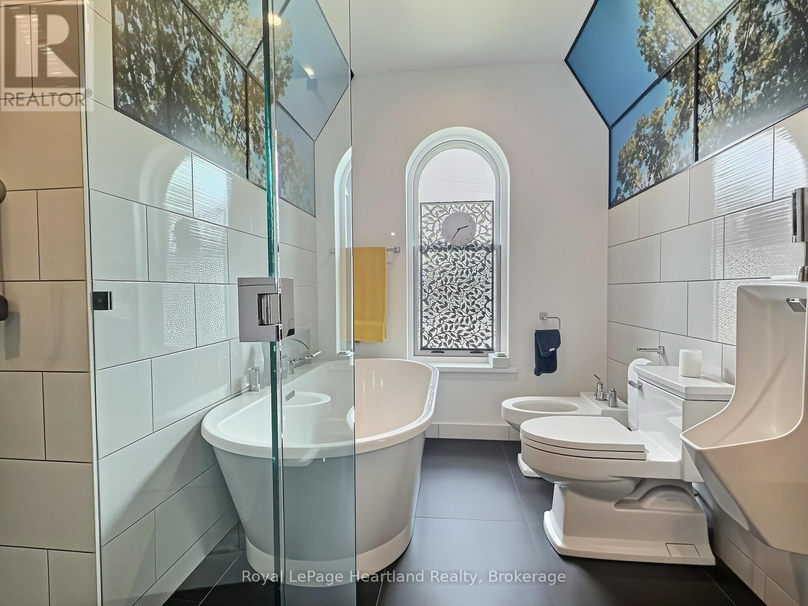 425 WILLIAM STREET - 35