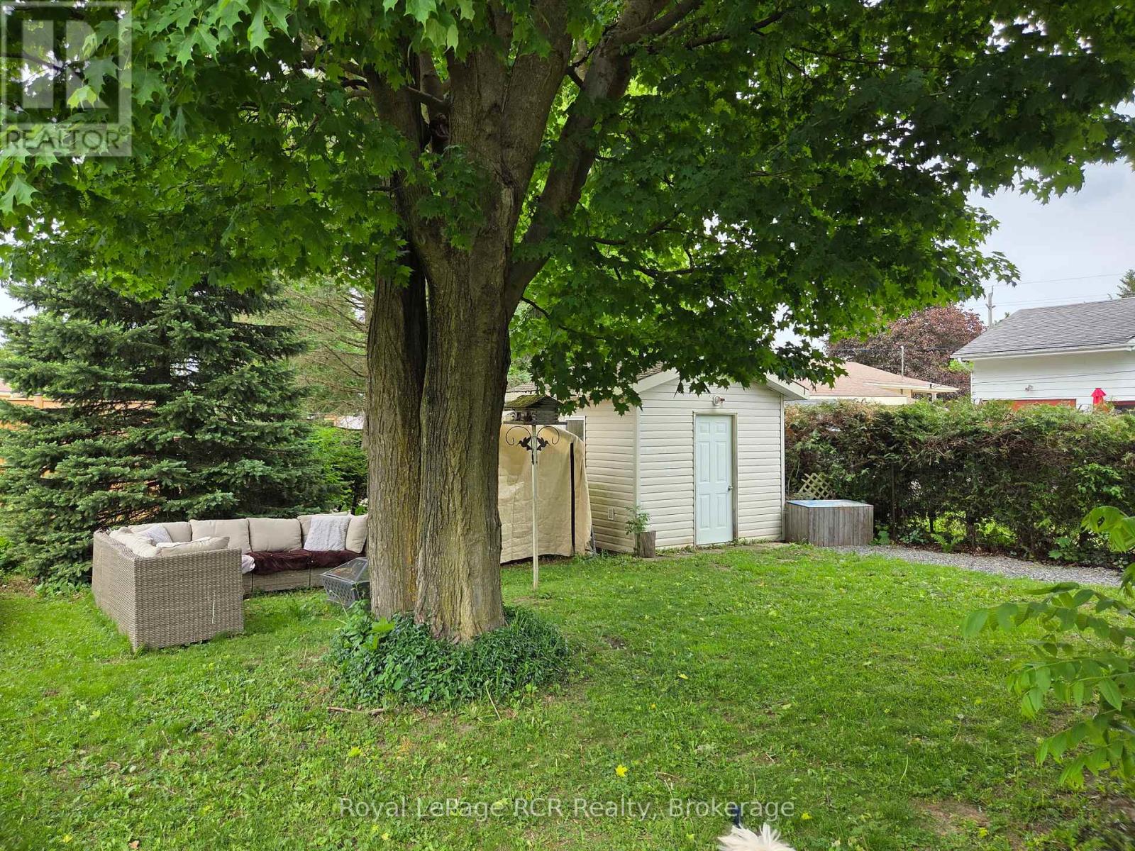 512 18TH STREET E - 34