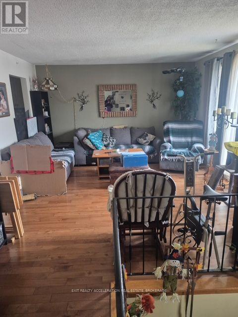 21 CAMDEN COURT - 2