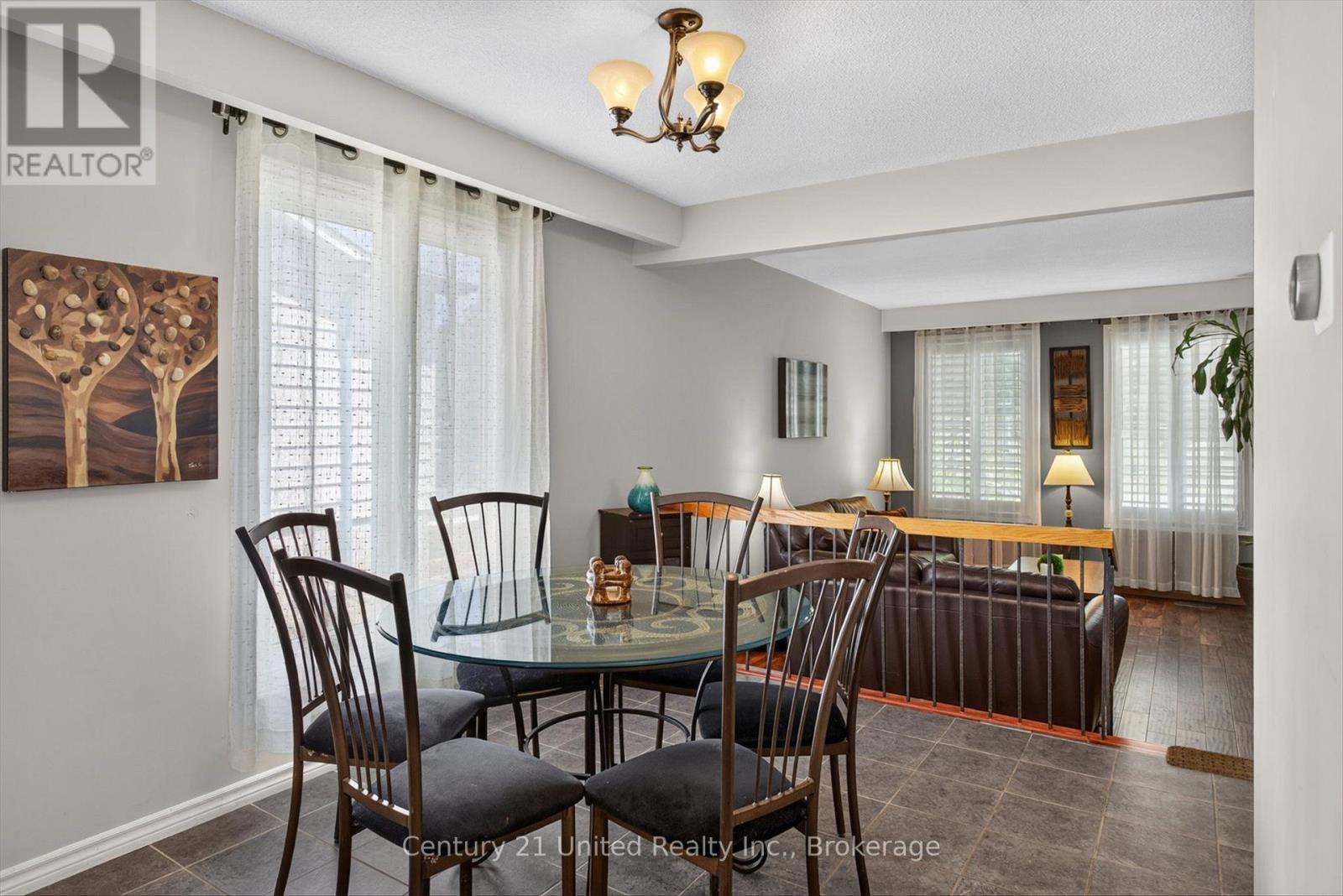 2121 MEADOWVIEW ROAD - 22