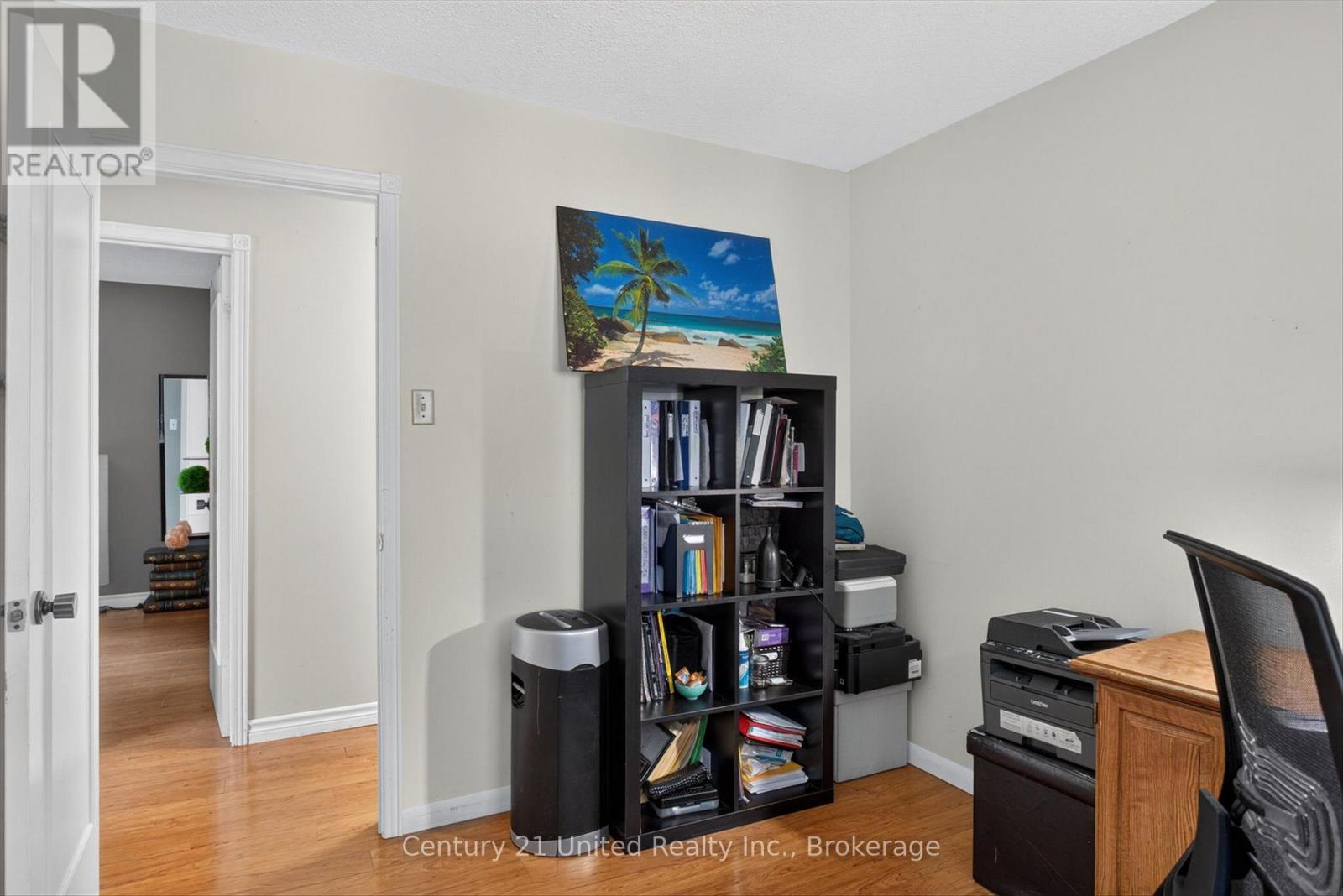 2121 MEADOWVIEW ROAD - 28