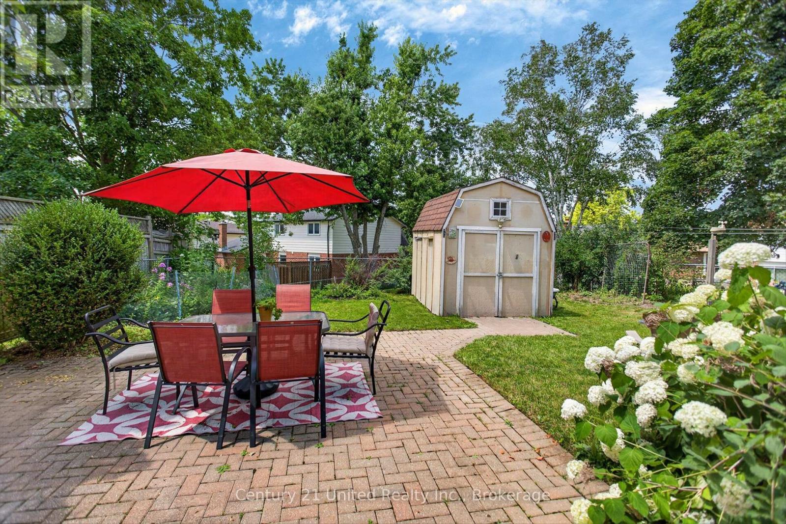 2121 MEADOWVIEW ROAD - 42