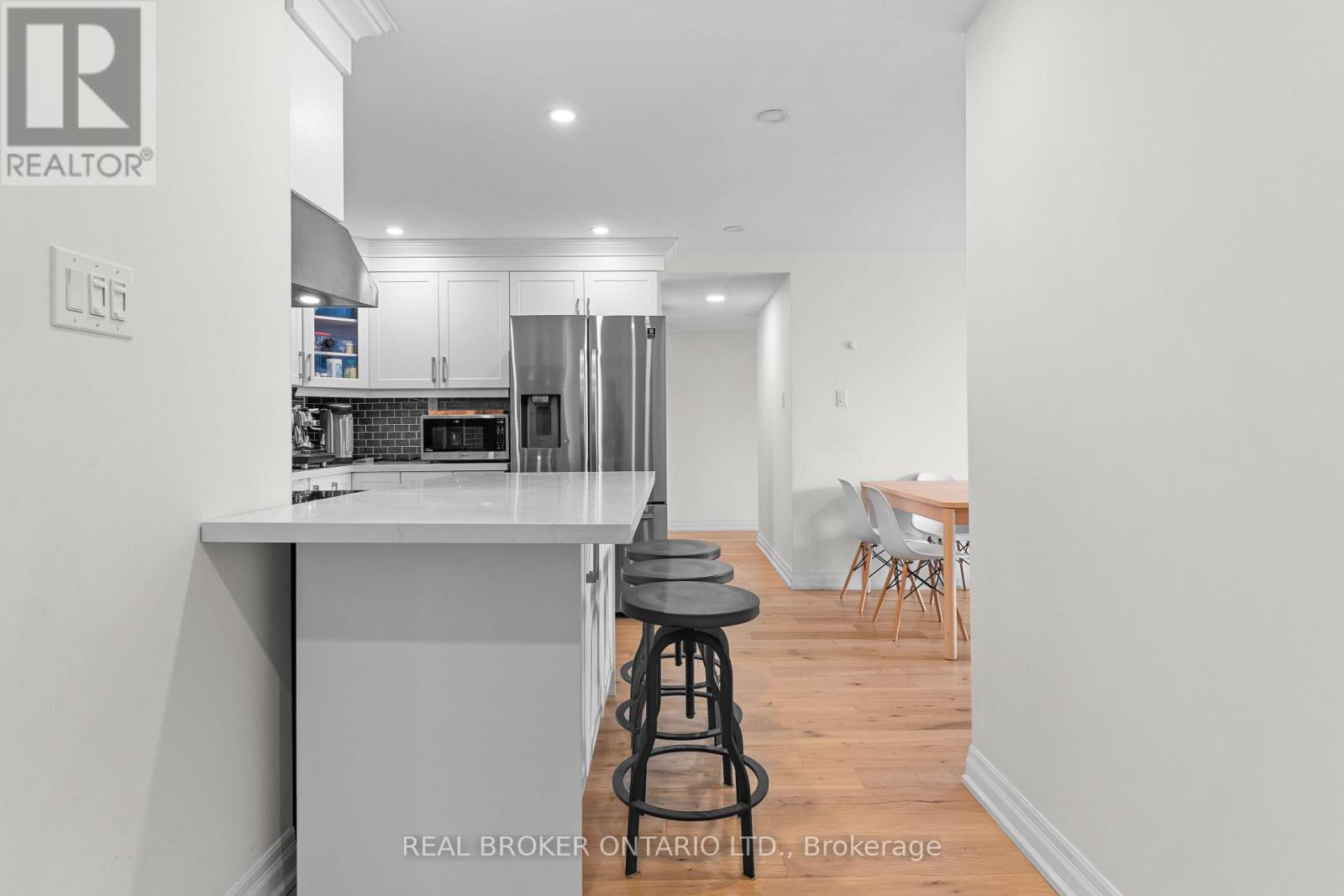 #502 99 CAMERON STREET - 3
