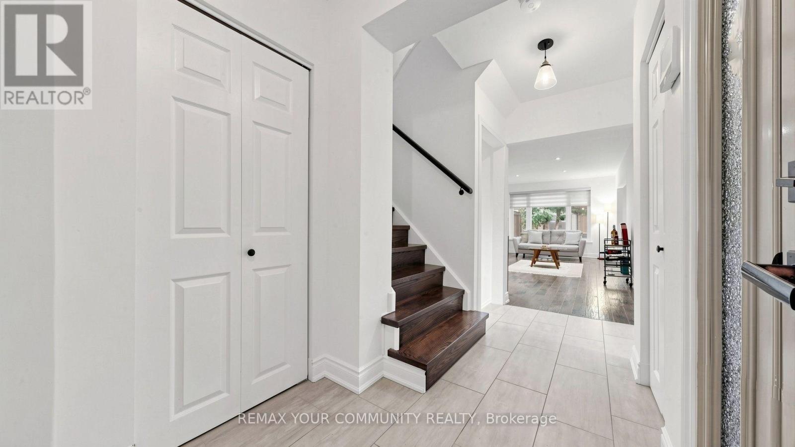 48 CROSSBOW CRESCENT - 21