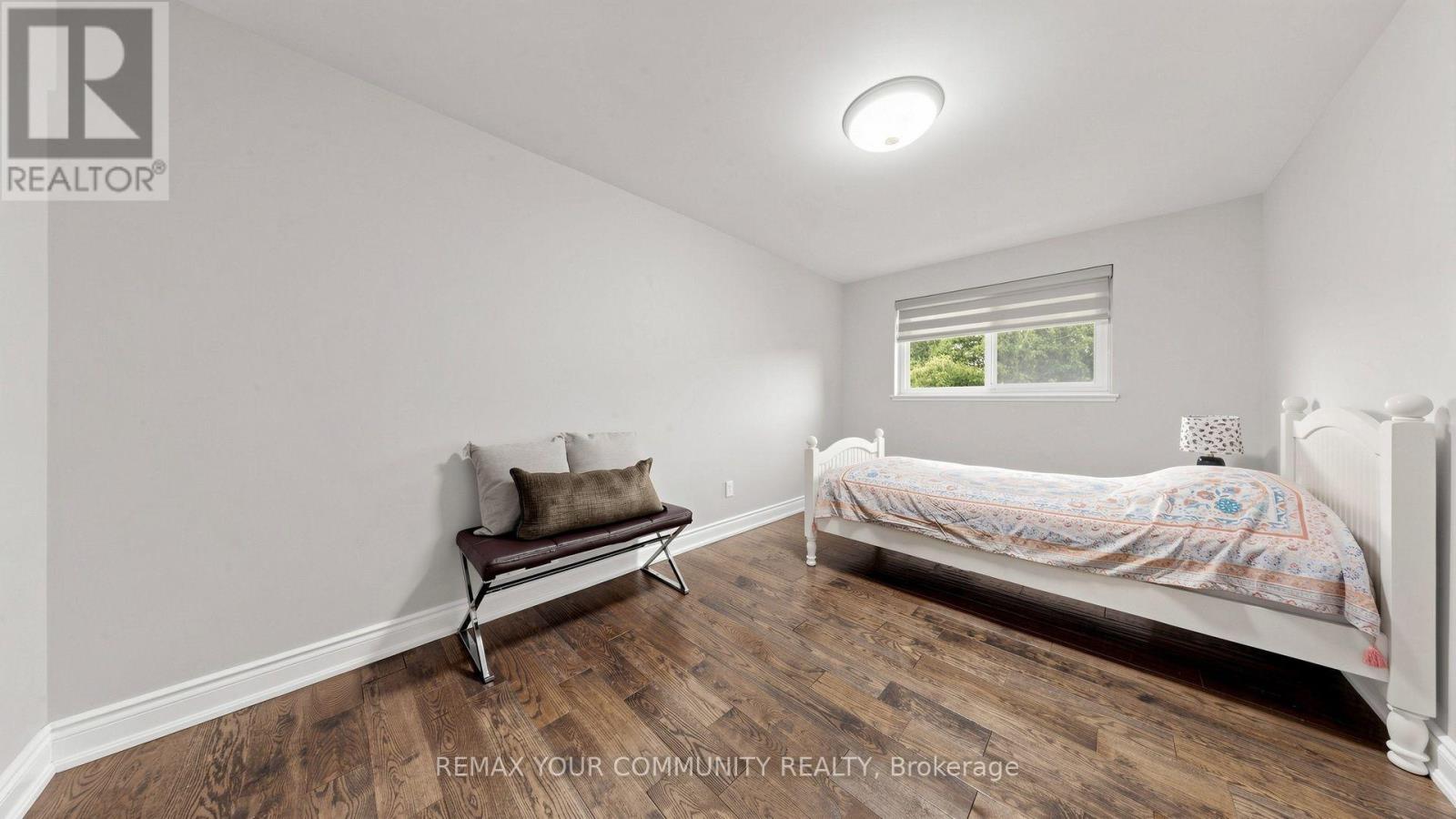 48 CROSSBOW CRESCENT - 25