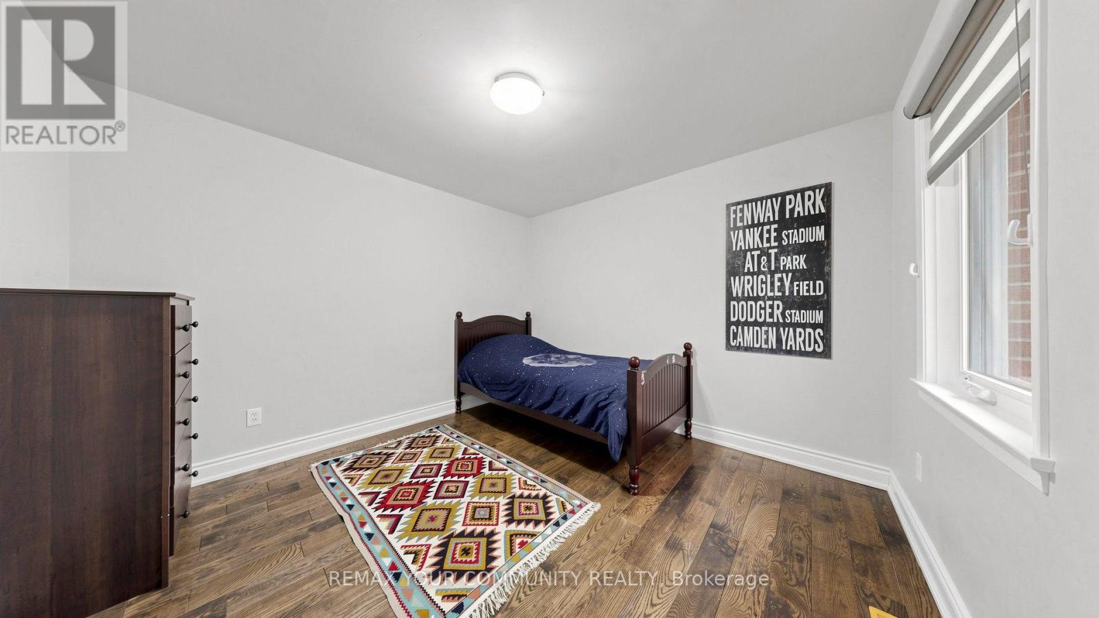 48 CROSSBOW CRESCENT - 29