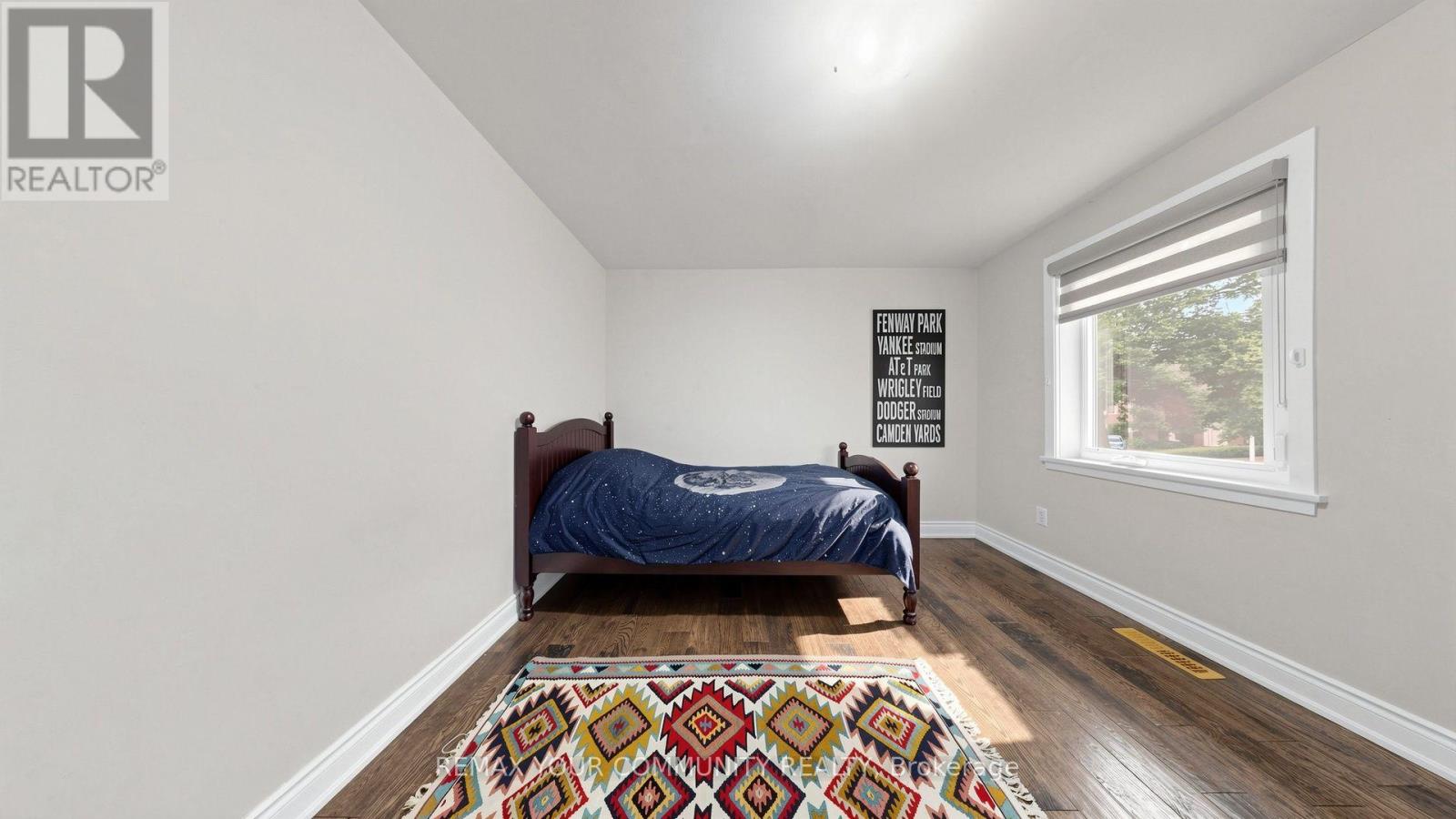 48 CROSSBOW CRESCENT - 30
