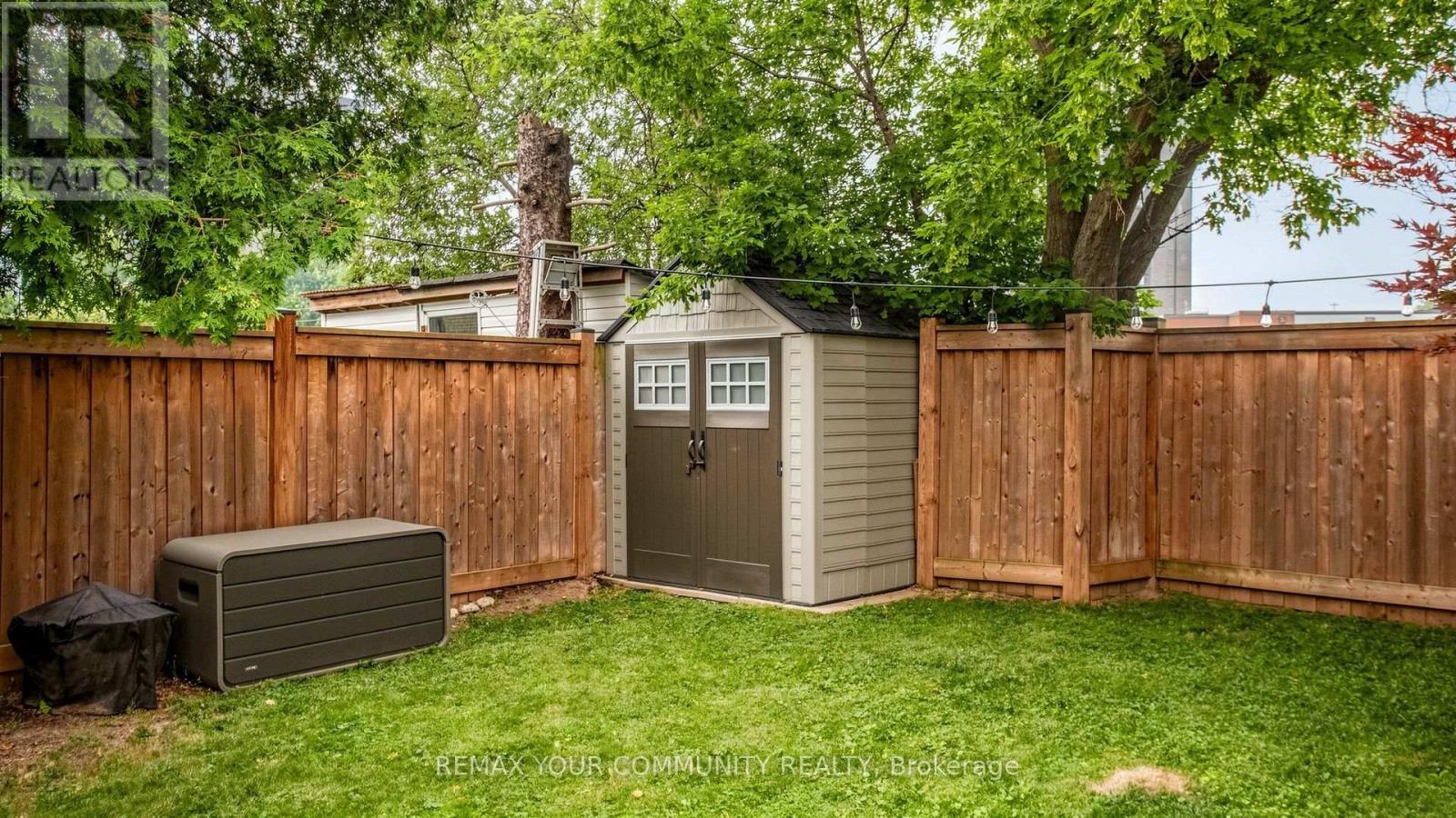 48 CROSSBOW CRESCENT - 42