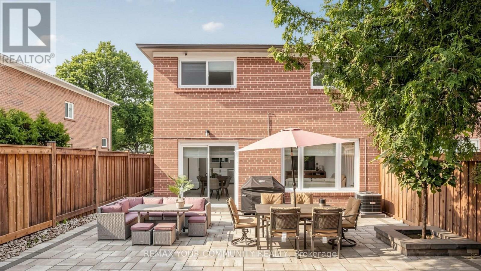 48 CROSSBOW CRESCENT - 44