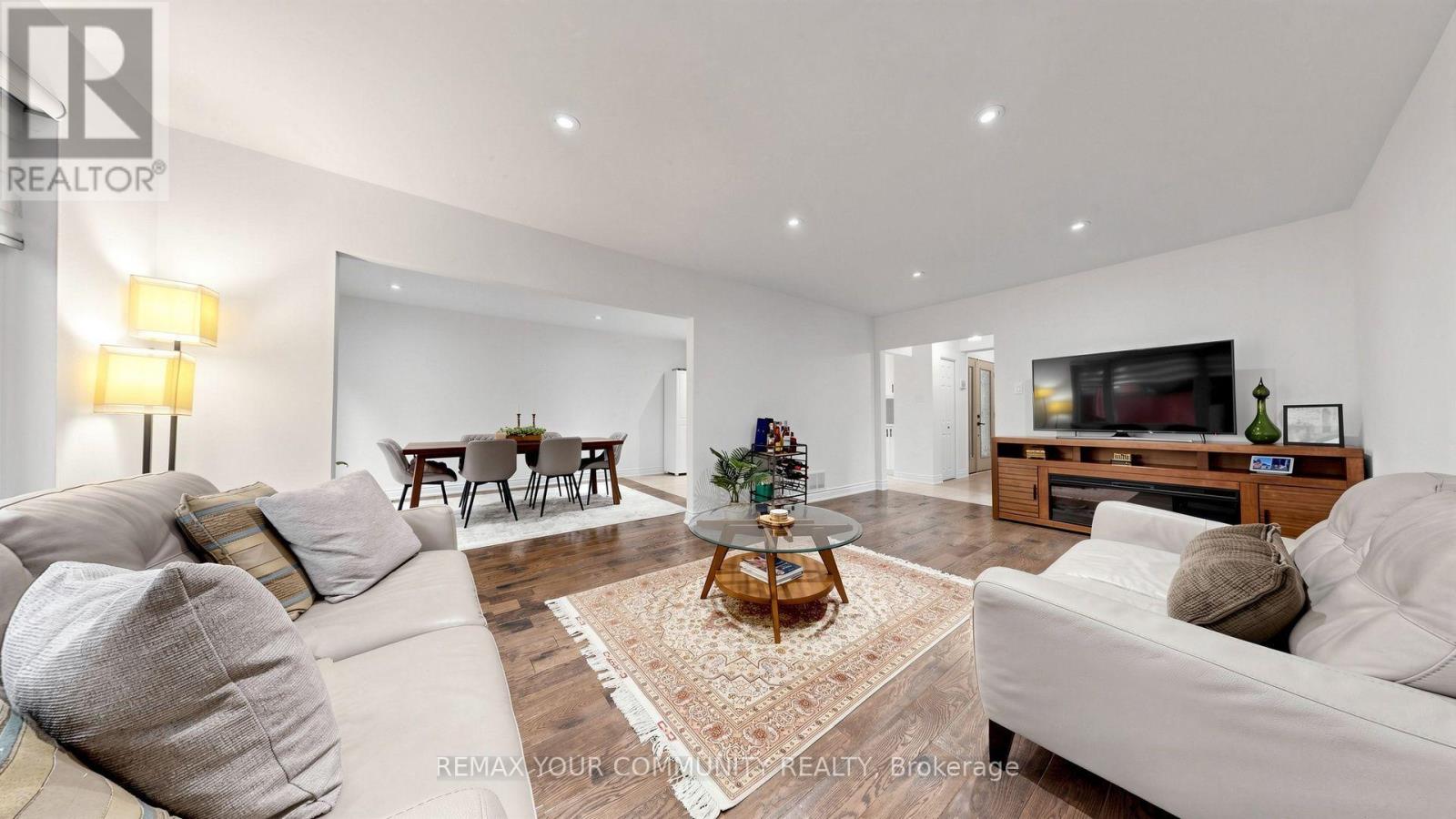 48 CROSSBOW CRESCENT - 7