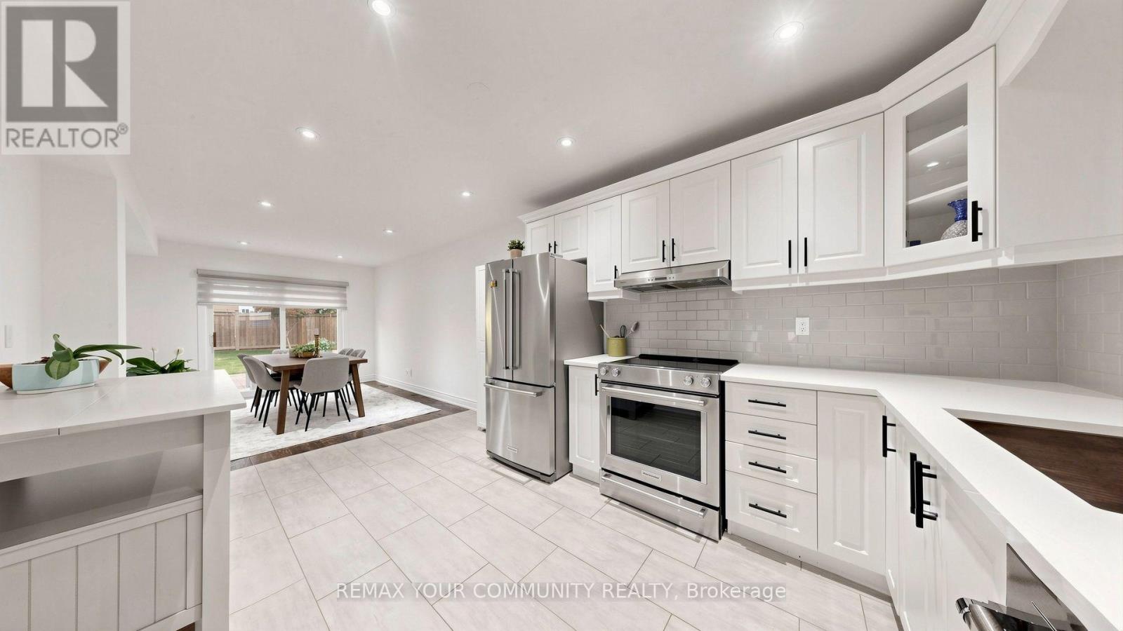 48 CROSSBOW CRESCENT - 9