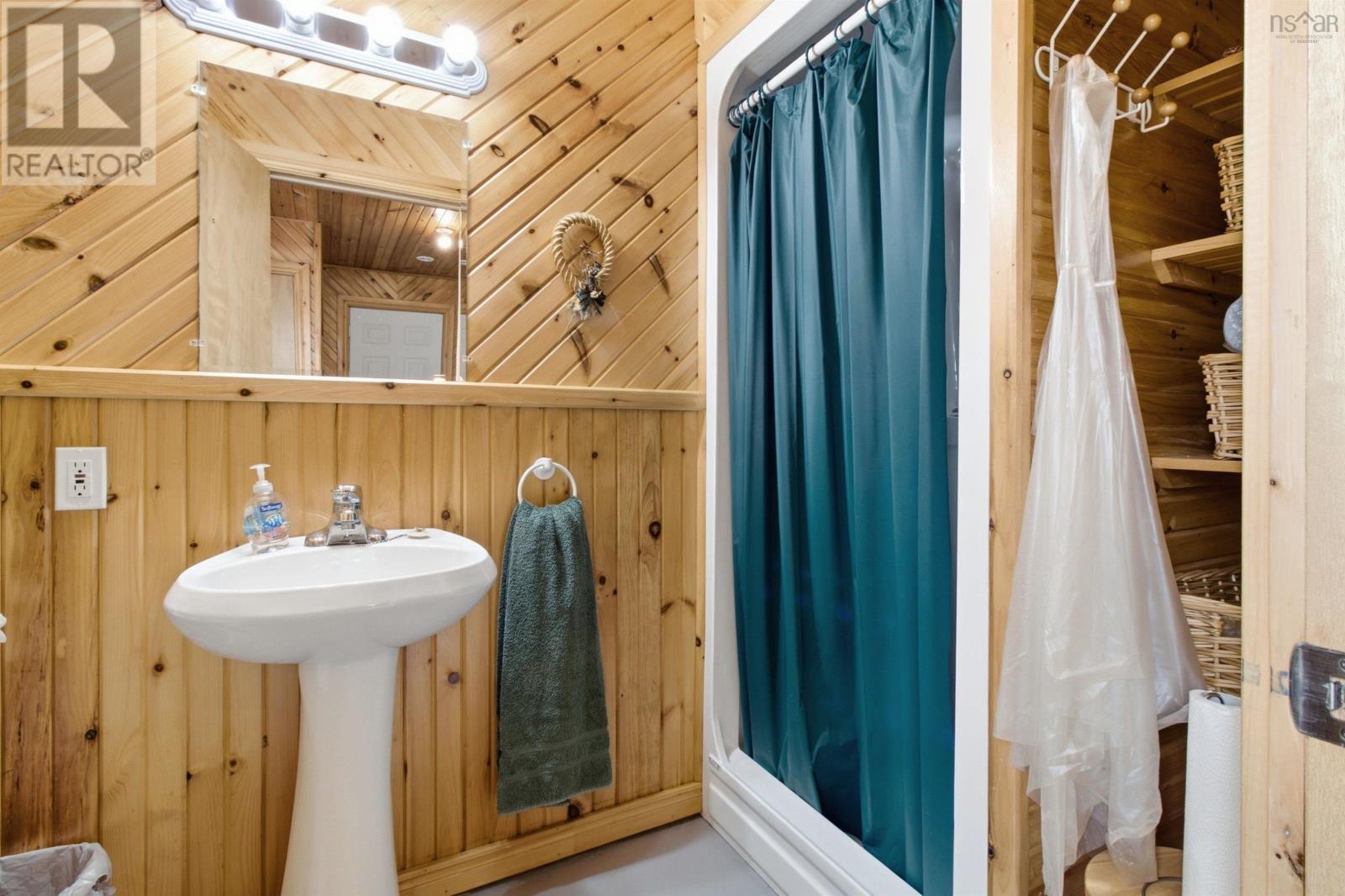 Property 37 of 51 of 5773 Stellarton Trafalgar Road