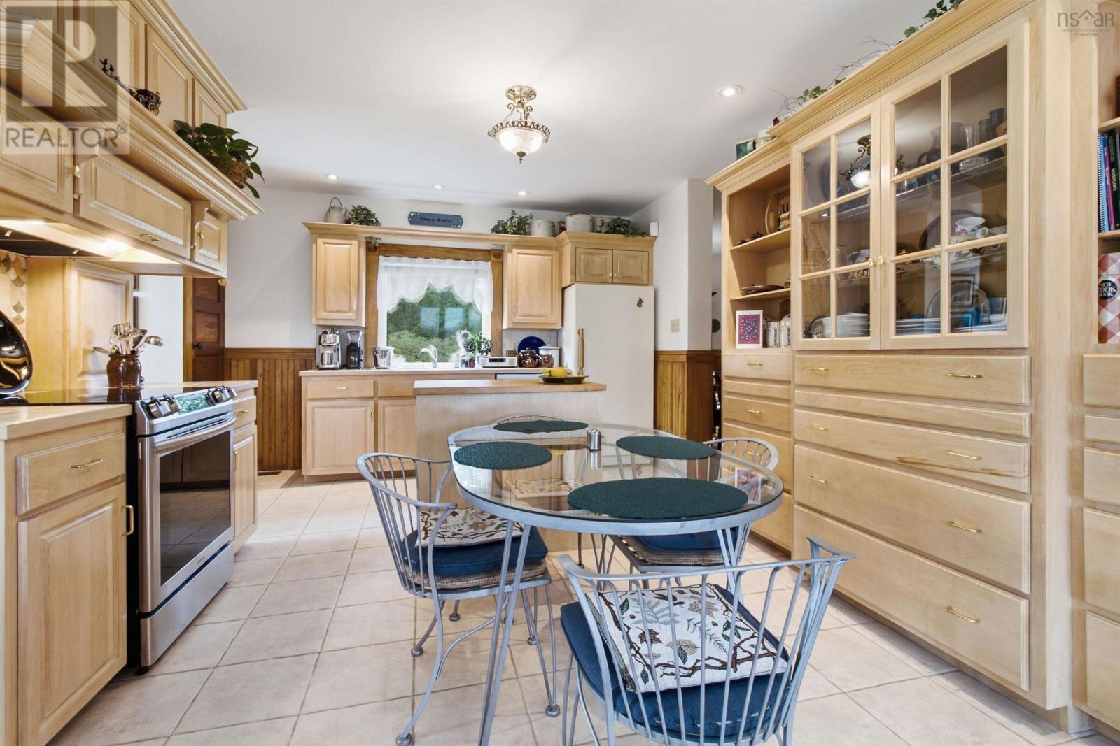 Property 7 of 51 of 5773 Stellarton Trafalgar Road