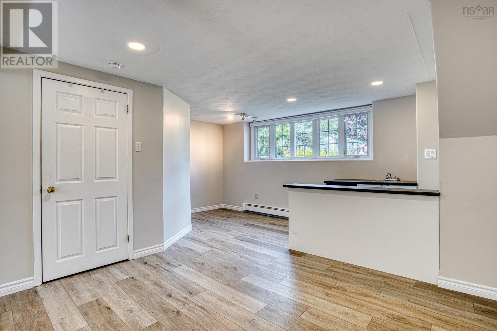 9 John Brenton Drive - Image 31