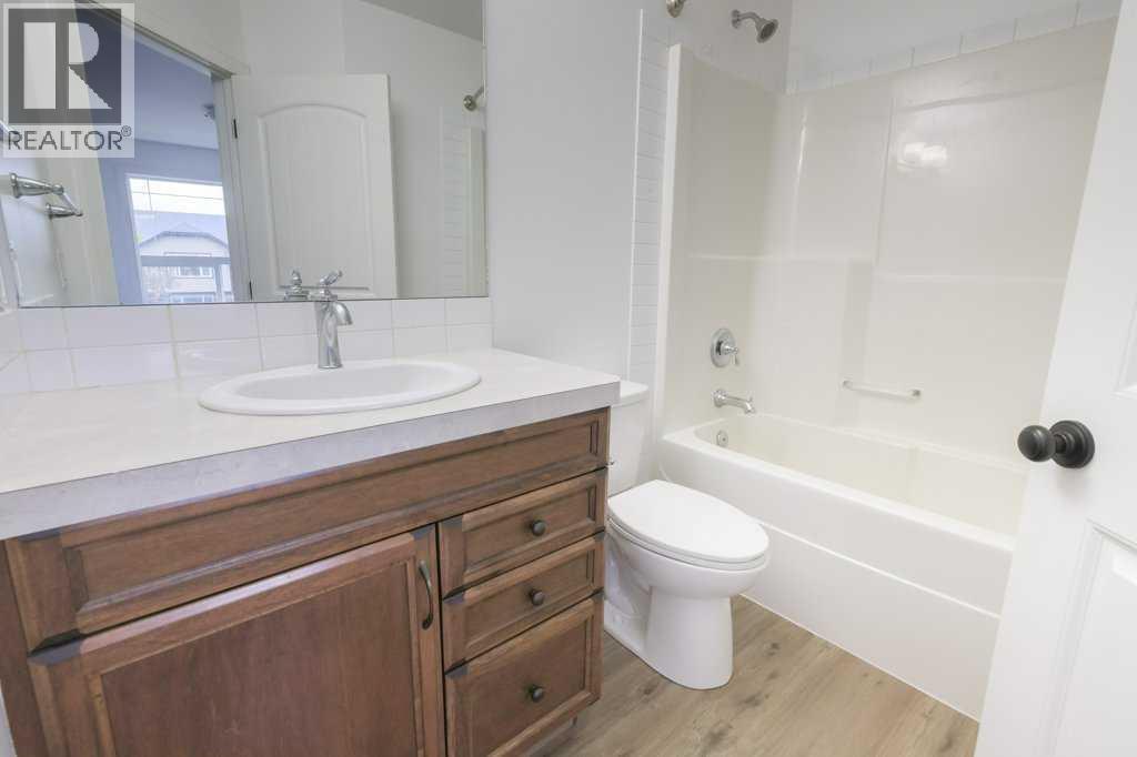 4431 54 Street - 9