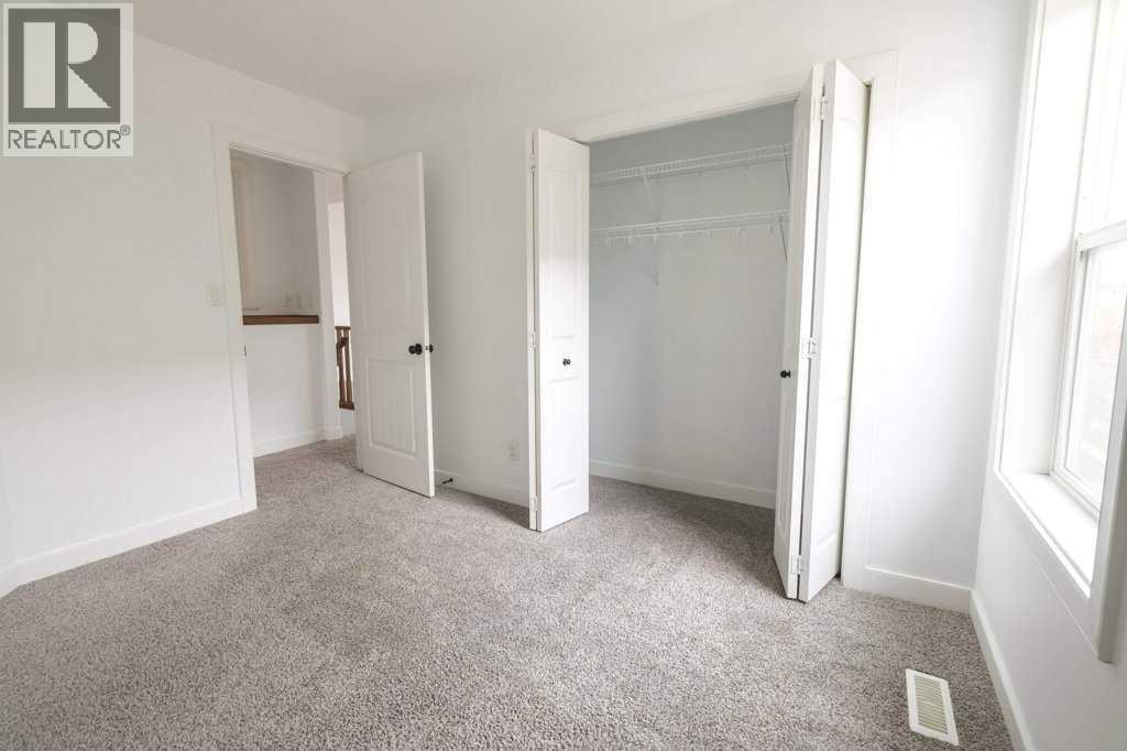 4431 54 Street - 18