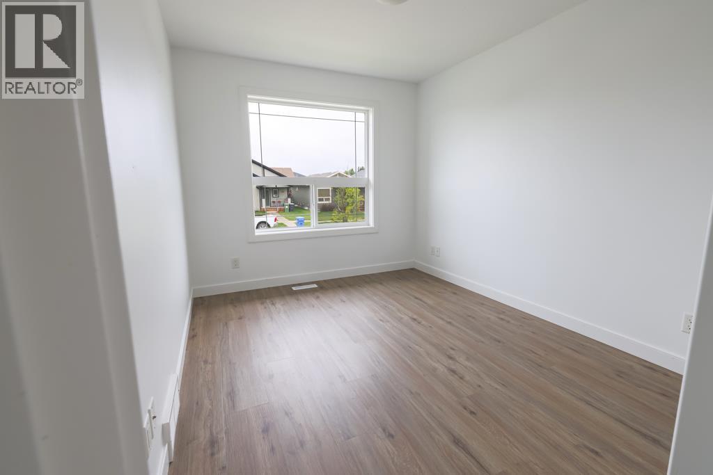 4431 54 Street - 11