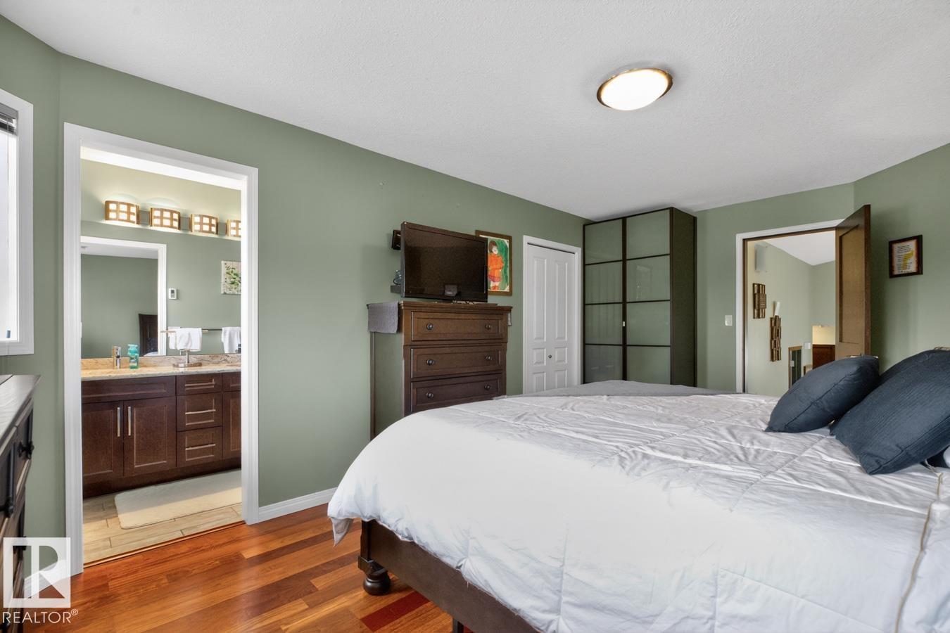 3211 47 ST - 24