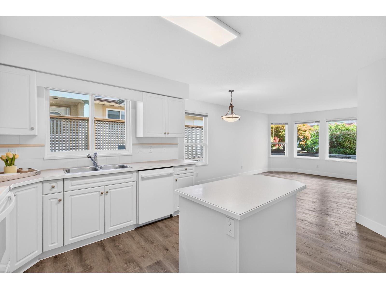 2 Bed, 2 Bath Apartment for Sale in Surrey – 249 13888 70 AVENUE, Surrey – MLS# R3117213 - Image 38