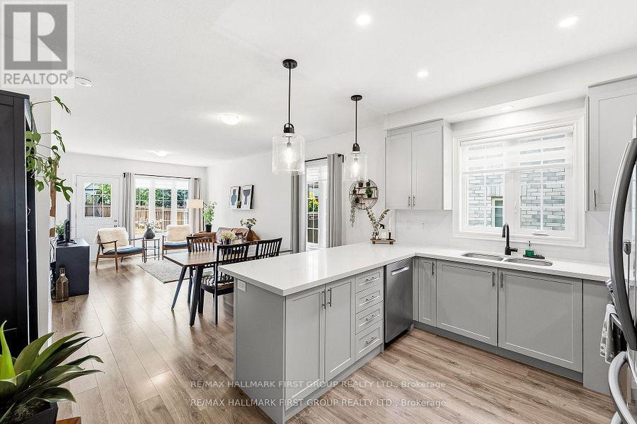 38 SOUTHAMPTON STREET - 23