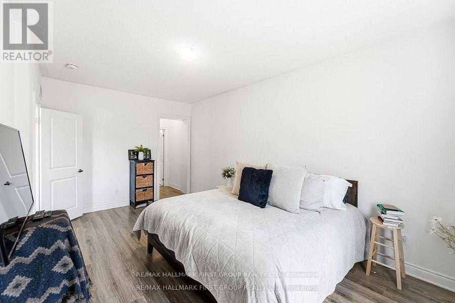 38 SOUTHAMPTON STREET - 27