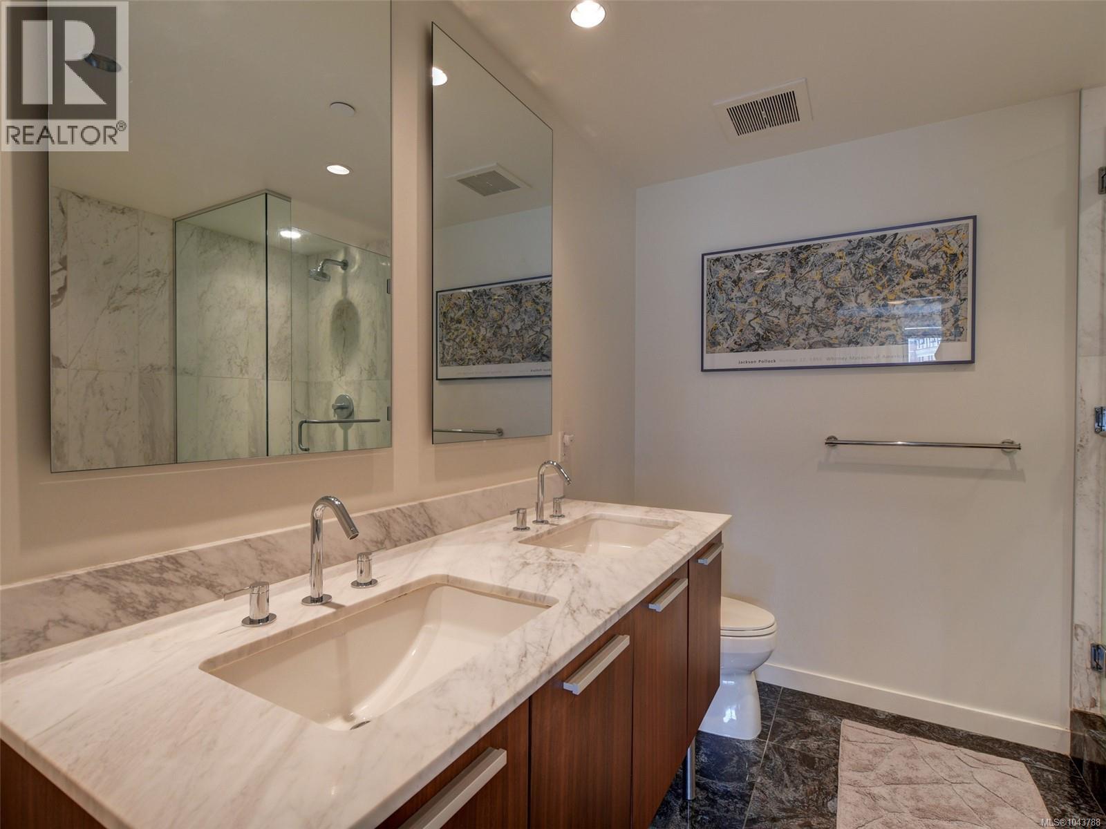 #406 708 Burdett Ave - 14