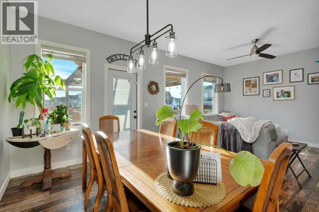 14 Mckay Boulevard - 16