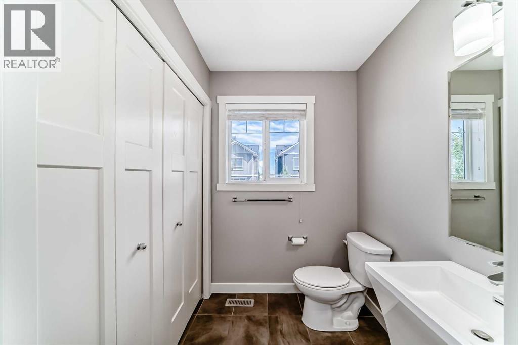 201 Evanston Manor NW - 27