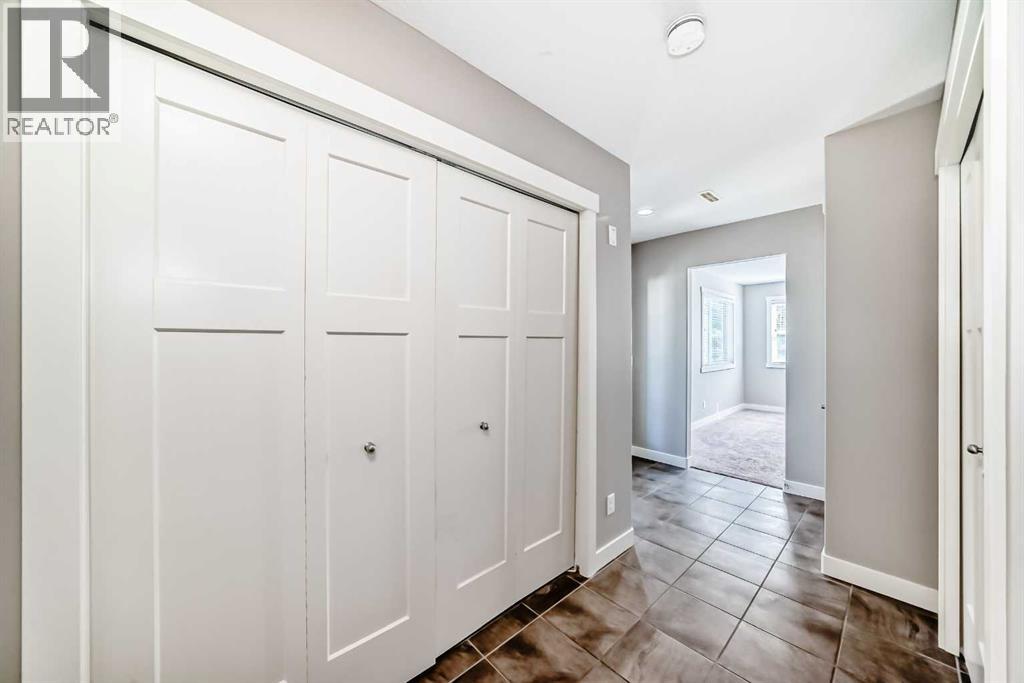 201 Evanston Manor NW - 8