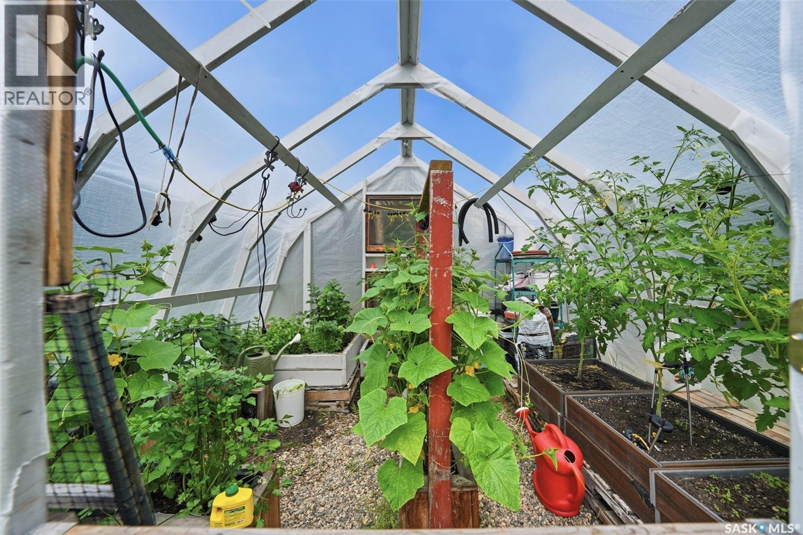 1 Saskatchewan PLACE - Image 30