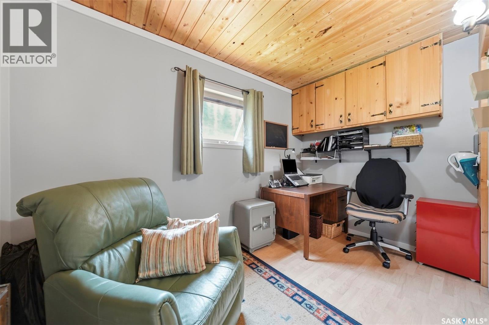 1 Saskatchewan PLACE - Image 16
