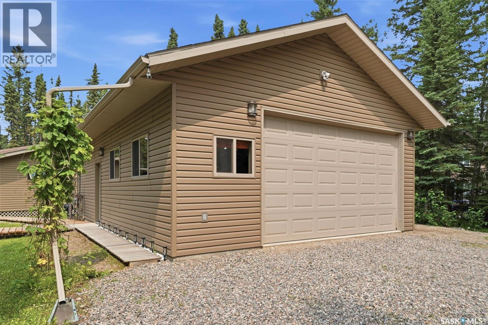 1 Saskatchewan PLACE - Image 35