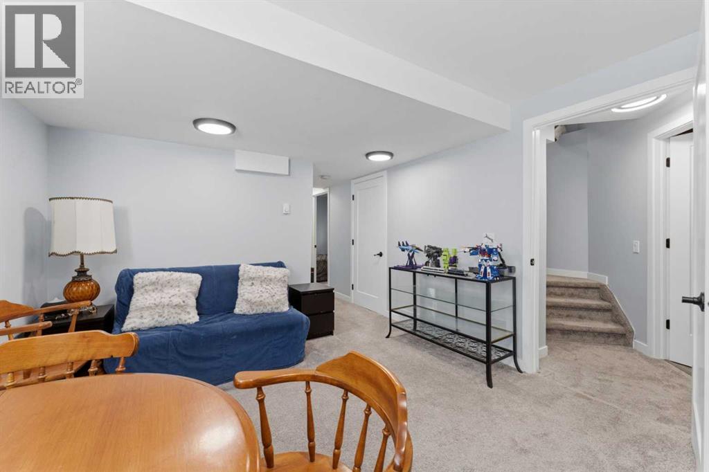 89 Everstone Way SW - 24