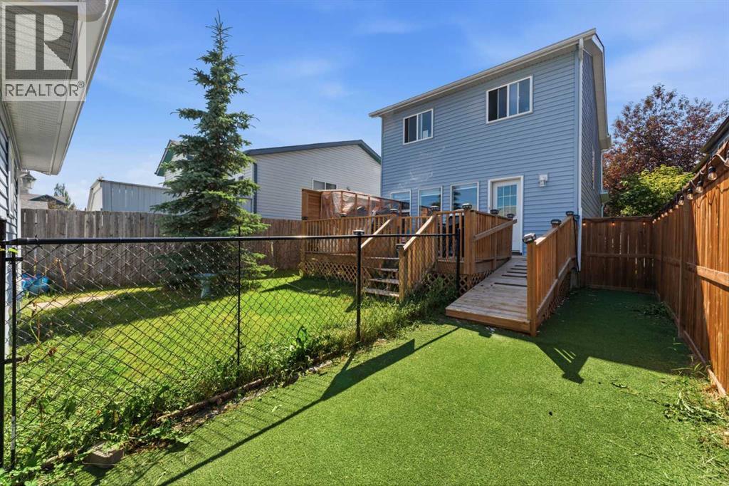 89 Everstone Way SW - 31
